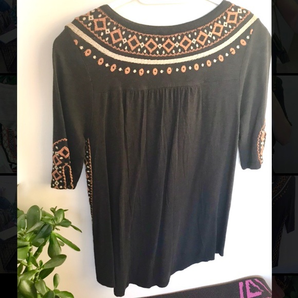 Lucky Brand Geometric Blouse - Picture 3 of 6